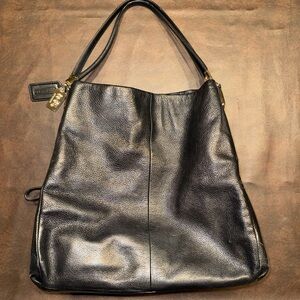 Coach Black Leather Shoulder Bag